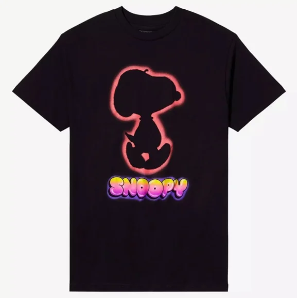 Peanuts Snoopy Silhouette Airbrushed T-Shirt. Men's Large. Unisex. NWT. - Picture 1 of 3